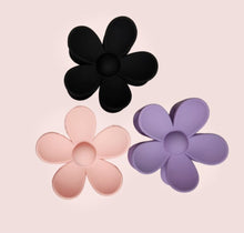 Oversize Matte Flower Hair Clip