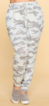 Camo Off White Jogger
